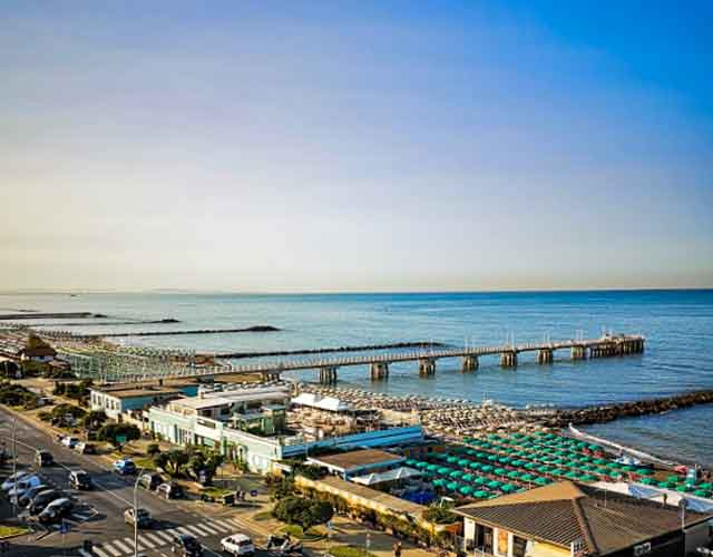 Marina di Massa, Hotel Villa Giada
